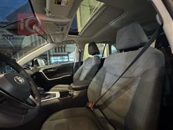 تۆیۆتا ڕاڤ 4